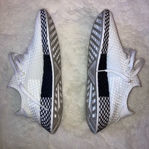 Adidas Deerupt Runner worn once